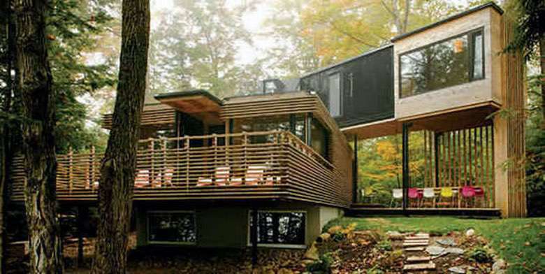 You Won’t Believe These 18 Beautiful Homes Started as Shipping Containers (1)