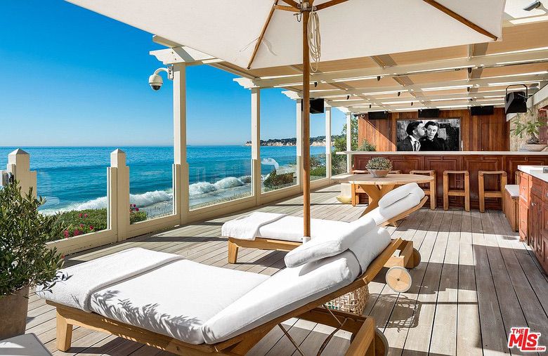 Dream House: $125 Million Malibu Coastal Paradise (1)