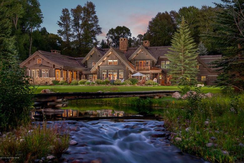 Suburban Men Dream House Luxurious Grand Teton Log Cabin