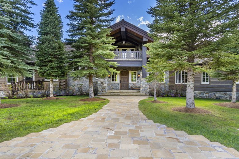 Dream House: Idaho Rustic Mountain Lodge